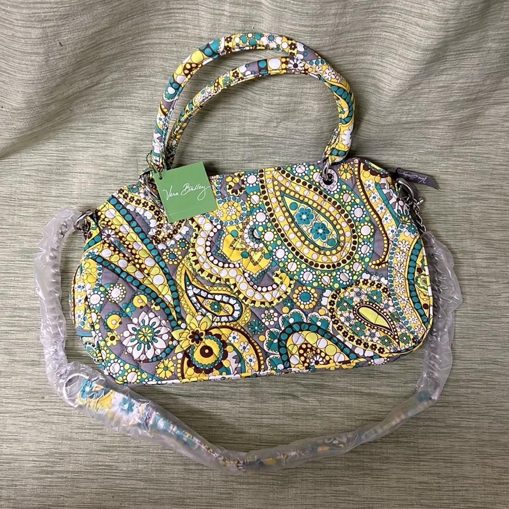 Vera Bradley chain bag in Lemon Parfait print